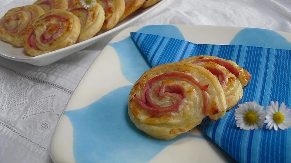Schinken-Käse-Schnecken