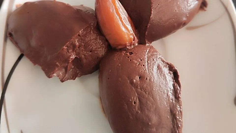 Vegane Schokocreme mit Datteln und Kokosmilch