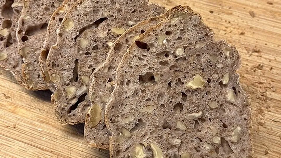 Gesundes Walnussbrot